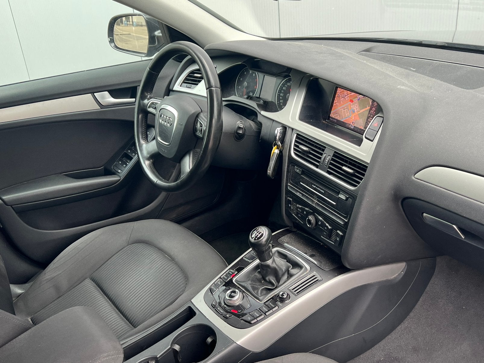 Foto 3 van Grijze Audi A4 1.8 TFSI Avant 160PK/Apk/Navi/Airco/Benzine!