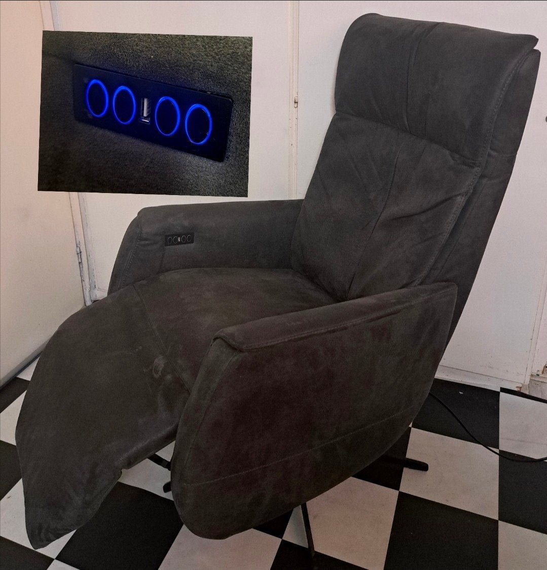 Elektrische Relaxfauteuil Lazy - Bull Antraciet leer + USB-s, Ophalen, Zo goed als nieuw, 50 tot 75 cm, Leer