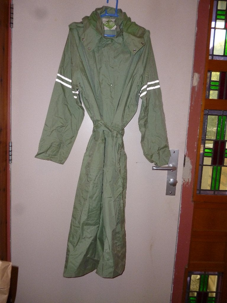 dames regenjas superkleur  retro groen als je durft ! mt 40, Kleding | Dames, Ophalen, Gedragen, Maat 38/40 (M), Groen