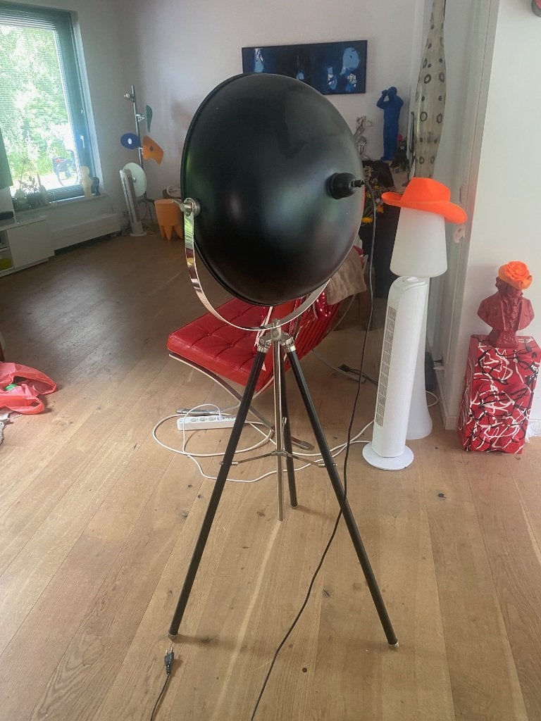 vloerlamp zwart driepoot, Ophalen, E27 (groot), Zo goed als nieuw, Metaal