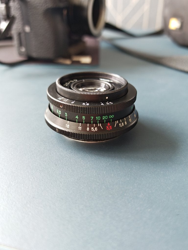 Industar 50-2 pancake lens USSR, Ophalen of Verzenden, Zo goed als nieuw, Standaardlens, 50 mm