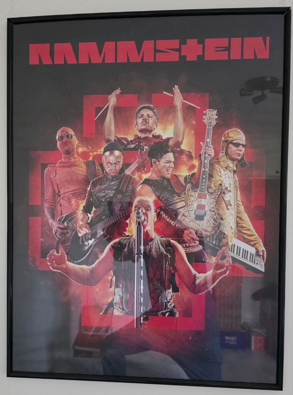 Afhalen 2 Rammstein poster in lijst 60x90, Verzamelen, Posters, Ophalen, Zo goed als nieuw, A1 t/m A3