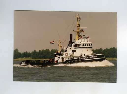 scheepvaart-foto-antonie junior., Ophalen of Verzenden, Zo goed als nieuw, Motorboot, Boek of Tijdschrift