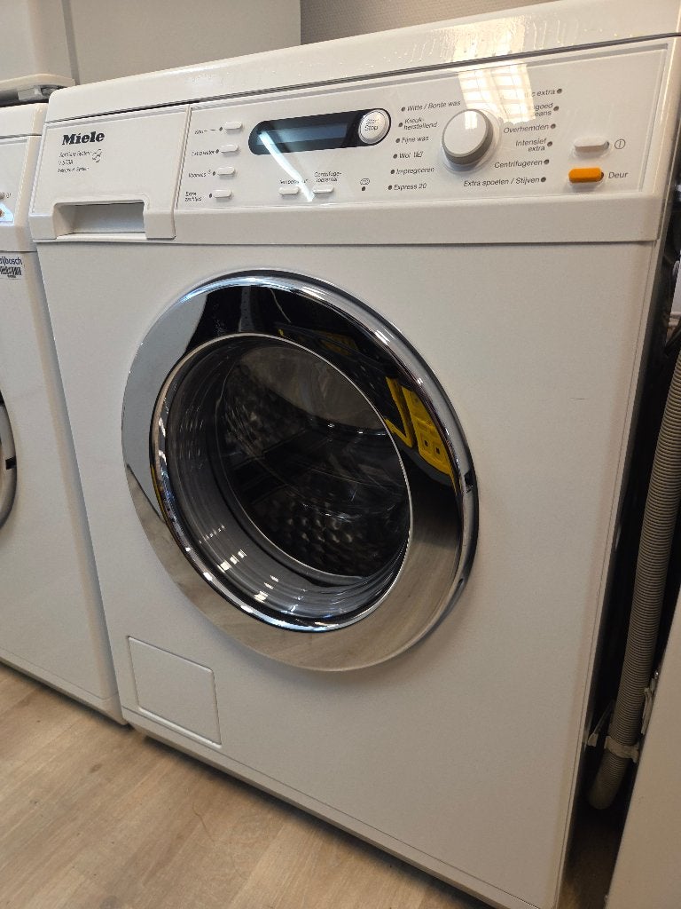 wasmachine - Miele - 5kg - A, Ophalen, 1200 tot 1600 toeren, Duitsland, 4 tot 6 kg