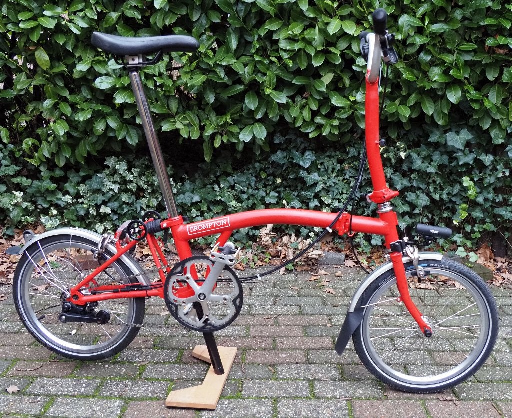 Brompton vouwfiets met 2 versnellingen, Fietsen en Brommers, Fietsen | Vouwfietsen, Ophalen, Gebruikt, Brompton, Velgrem
