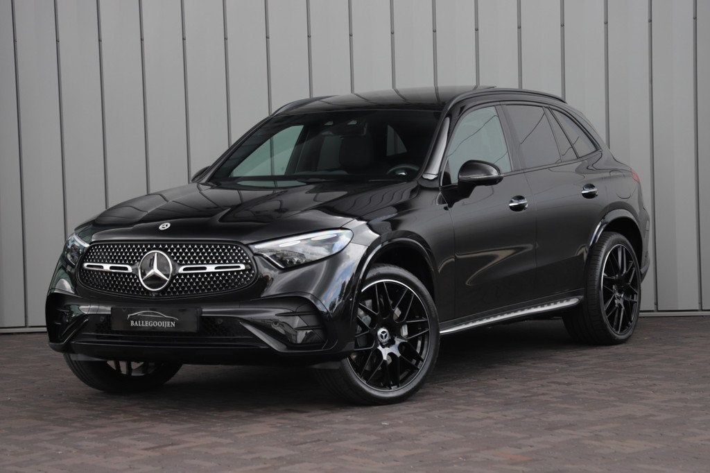 Mercedes-Benz GLC 300e AMG 4-Matic | 313PK | Pano | Head-up, Automaat, 12 maanden, Gebruikt, Zwart