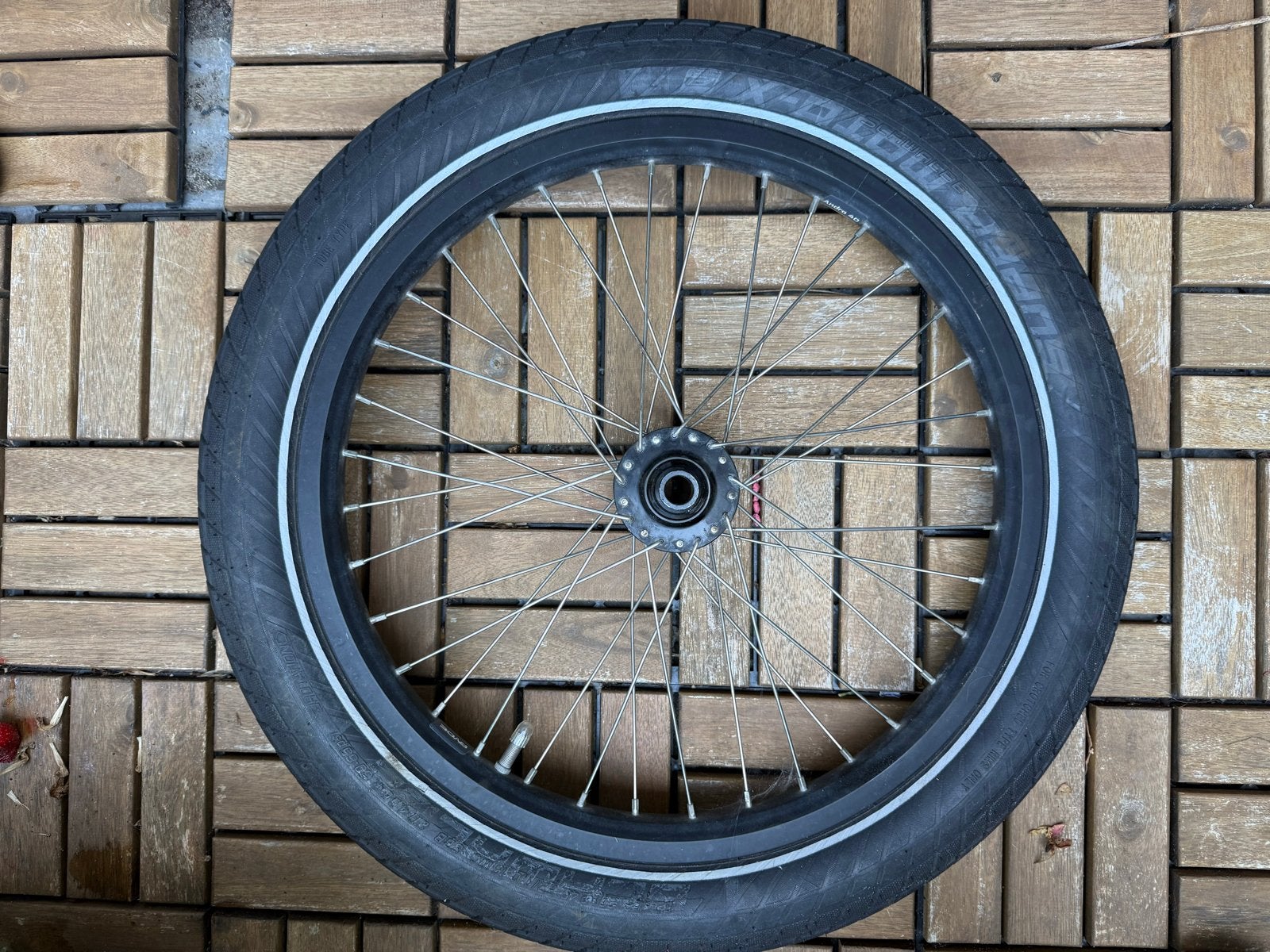 Voorwiel Urban Arrow met Schwalbe band en Ryde velg, Wiel, Gebruikt, Bakfiets, Ophalen of Verzenden
