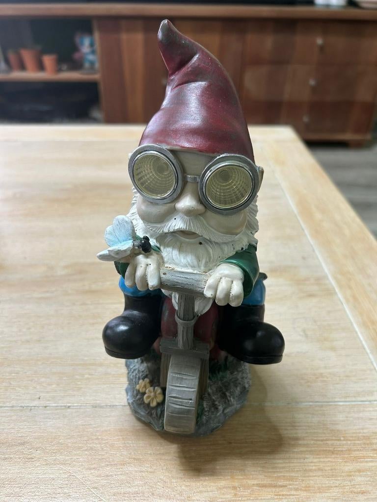 Tuinkabouter met zonne-energie en gewone tuinkabouter, Ophalen of Verzenden, Gebruikt, Kunststof, Tuinkabouter