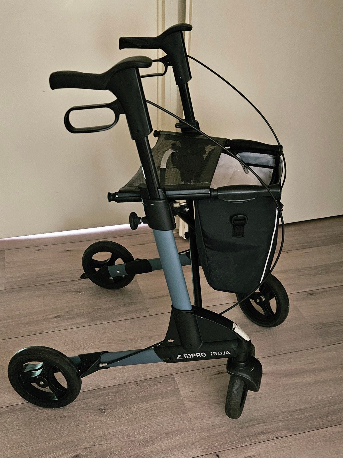 Rollator, Ophalen, Lichtgewicht