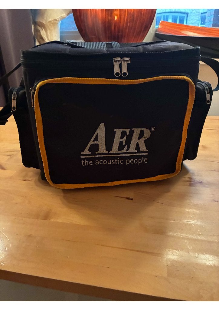 AER Acoustic People 60/2, Ophalen, Zo goed als nieuw, 50 tot 100 watt