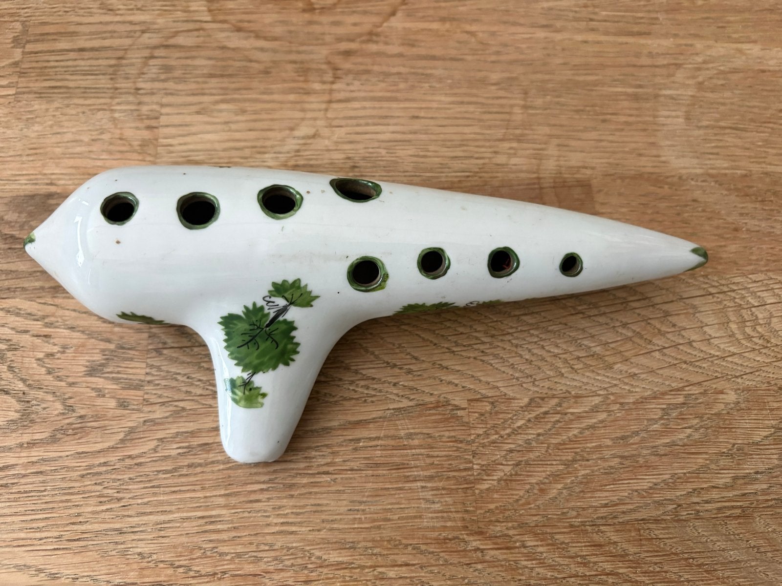 Witte Ocarina met Groene Bladmotieven, Muziek en Instrumenten, Blaasinstrumenten | Overige, Ophalen, Zo goed als nieuw, Houtblazer