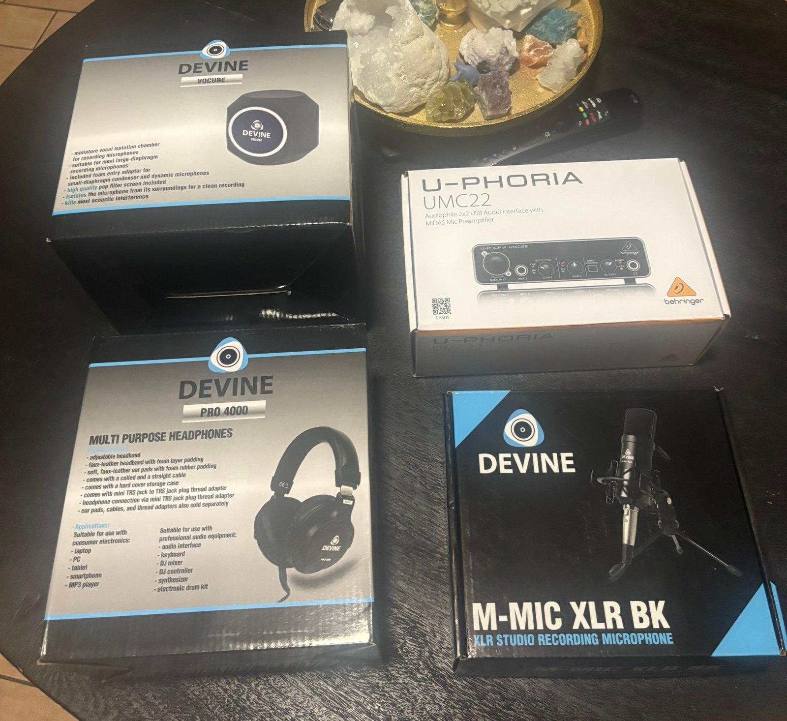 Complete thuisstudio/podcast/streaming opstelling NIEUW:, Studiomonitor, Nieuw, 60 tot 120 watt, Inclusief microfoon