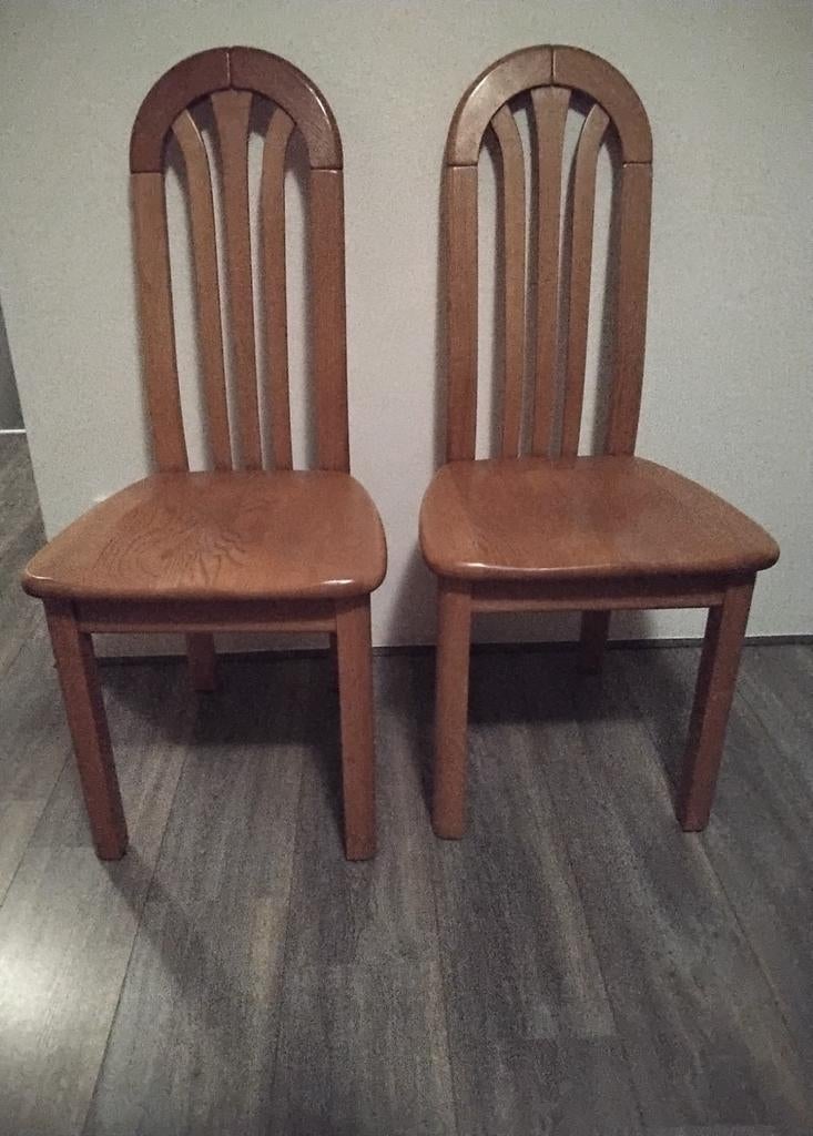 8 blank eiken licht eiken stoelen mogen per 4 stuks weg., Ophalen, Zo goed als nieuw, Hout, Vijf, Zes of meer stoelen