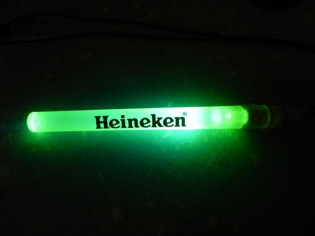 Heineken lichtgevende staaf met koord., Ophalen of Verzenden, Zo goed als nieuw, Overige typen, Heineken