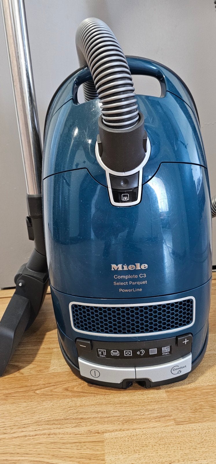 te koop stofzuiger miele complete C3, Witgoed en Apparatuur, Stofzuigers, Stofzak, Gebruikt, Ophalen of Verzenden, Miele