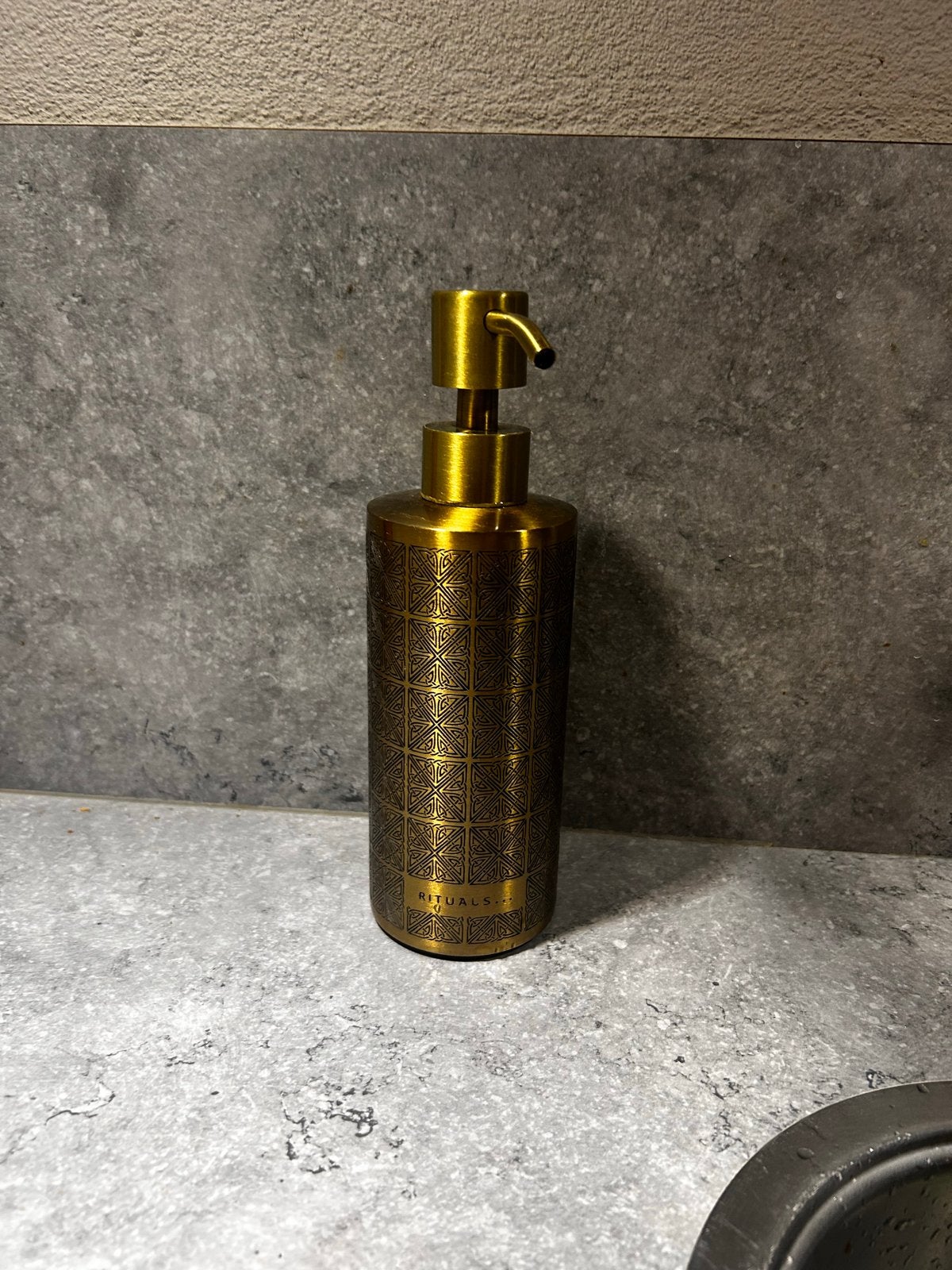Rituals Enume Soap Dispenser - Goudkleurig, Ophalen of Verzenden, Gebruikt