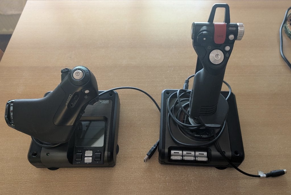 Saitek X52 Pro Flight Control System, Verzenden, Gebruikt, Saitek