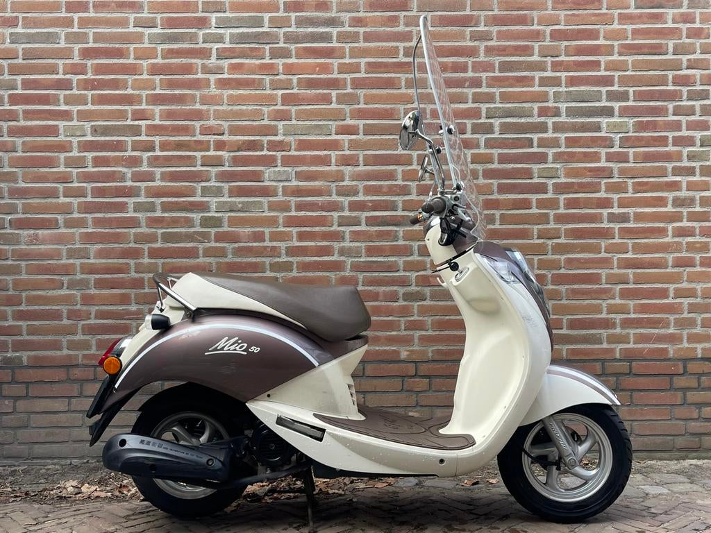 Sym mio (2011) 25km snor | 1e eigenaar | nette staat, Fietsen en Brommers, Scooters | Overige merken, Zo goed als nieuw, Maximaal 25 km/u