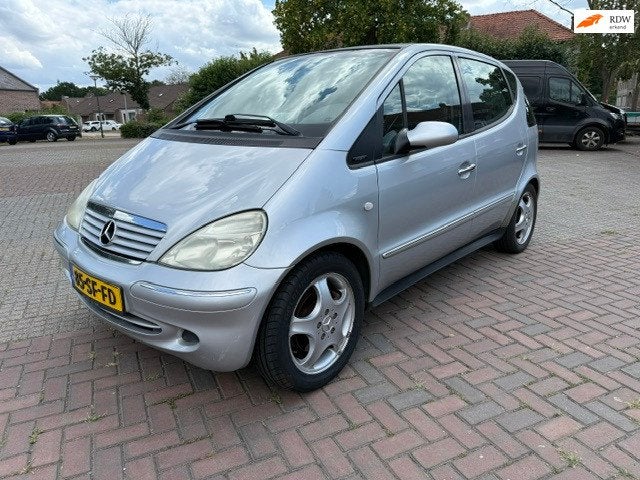 Mercedes-Benz A-klasse 190 Elegance Lang, Auto's, 125 pk, Gebruikt, 4 cilinders, 400 kg