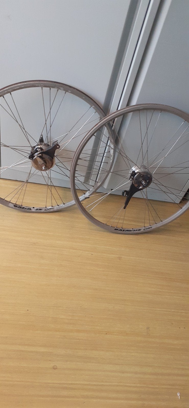Batavus 28 inch aluminium achtervelg  en voorvelg(geen bogge, Fietsen en Brommers, Fietsonderdelen, Wiel, Gebruikt, Batavus, Toerfiets
