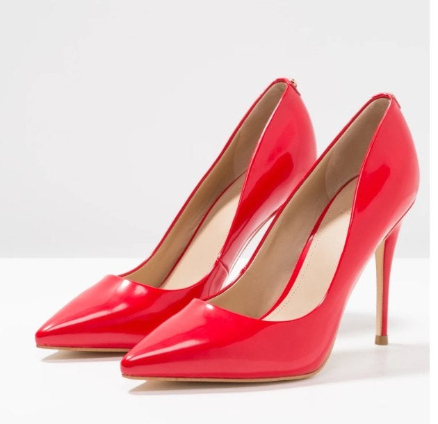 Nieuw Elegante, stijlvolle rode Guess pumps– Maat 36, Pumps, Nieuw, Ophalen of Verzenden, Rood