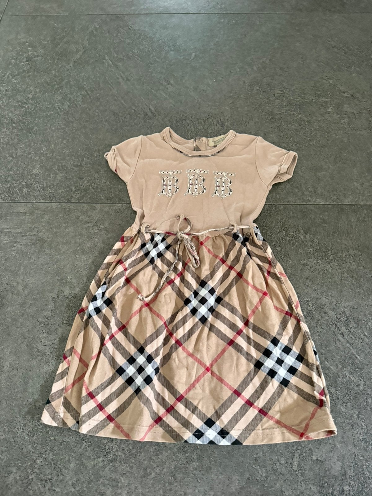 Burberry jurkje beige 110, Kinderen en Baby's, Ophalen of Verzenden, Zo goed als nieuw, Jongen of Meisje, Jas