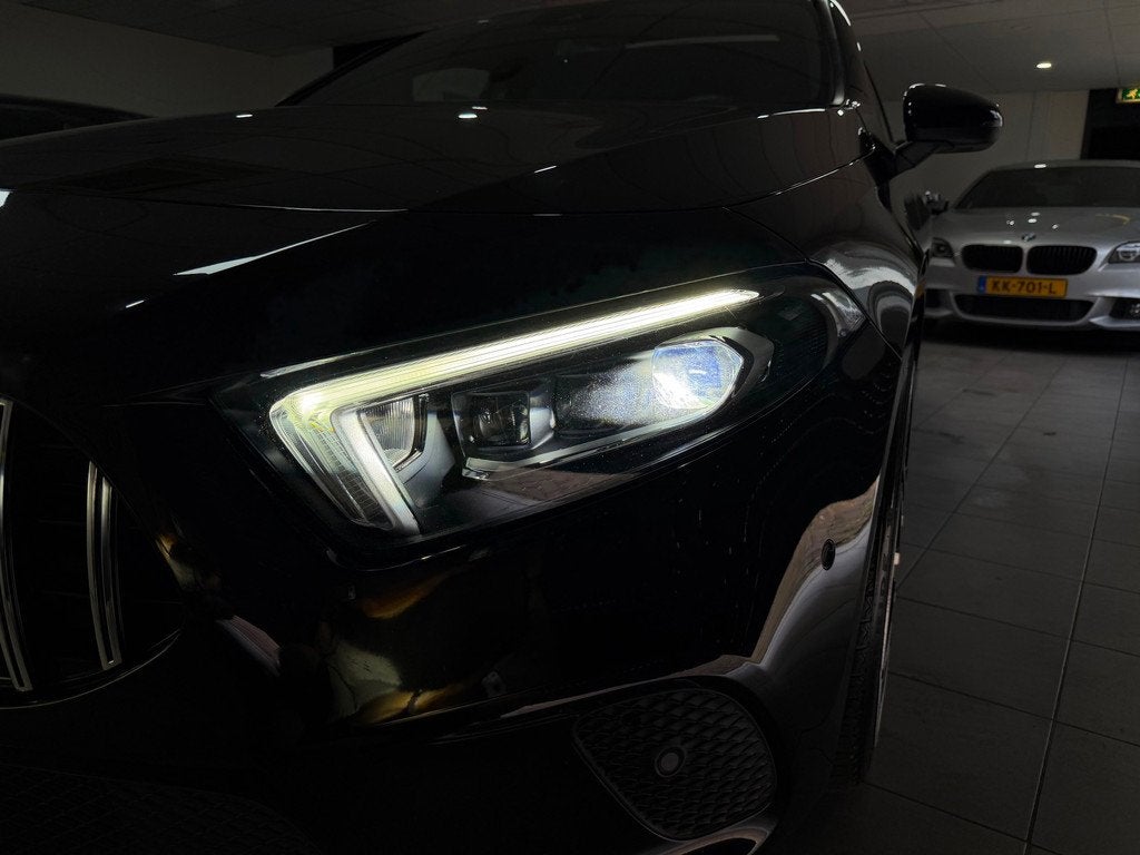 Mercedes-Benz A-klasse 200 Premium Plus Aut/Pano Dak/Camra/S, Auto's, Gebruikt, Euro 6, 4 cilinders, Leder