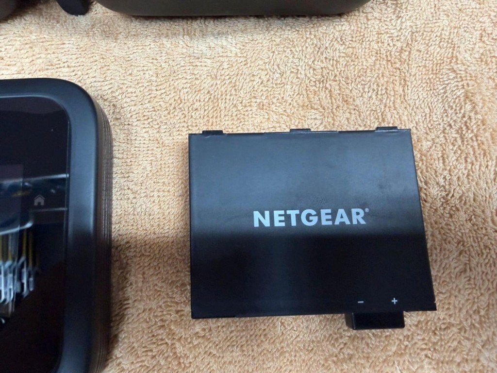 Netgear Nighthawk M6 Pro, Ophalen of Verzenden, Zo goed als nieuw, Router, Netgear