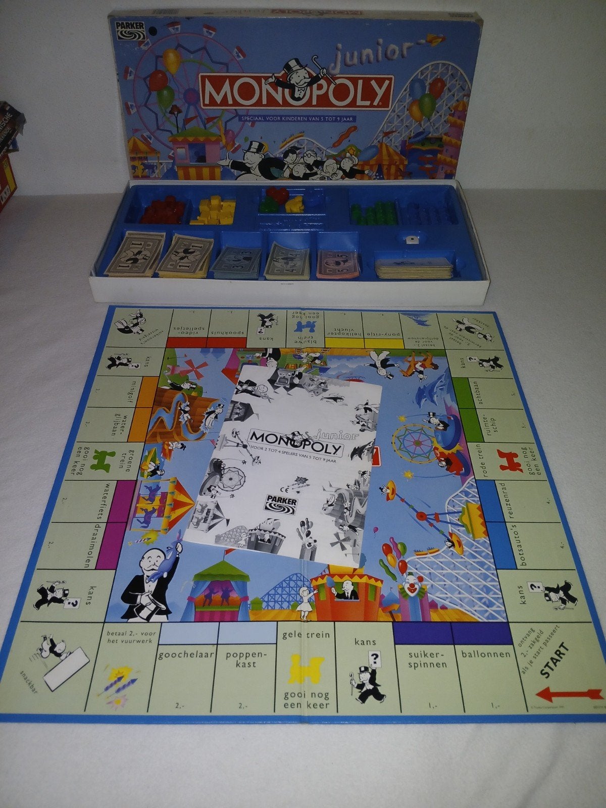 Monopoly Junior Bordspel - Klassiek Plezier voor Kinderen, Drie of vier spelers, Ophalen, Gebruikt, Parker