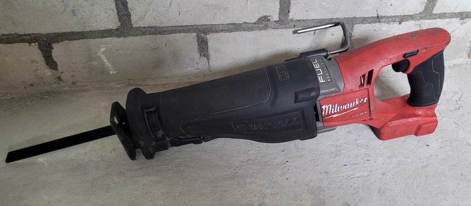 Milwaukee M18 CSX Reciprozaag - Zo goed als nieuw, Doe-het-zelf en Verbouw, Gereedschap | Zaagmachines, 70 mm of meer, Ophalen of Verzenden