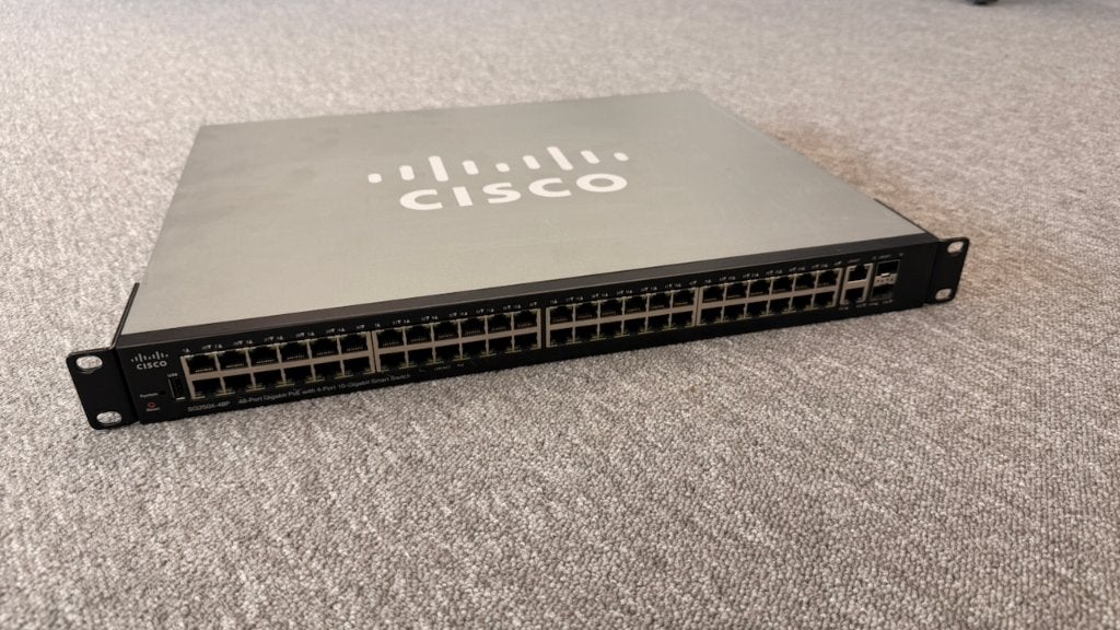 Cisco SG250X-48P Gigabit PoE+ Switch met 4x 10 Gigabit SFP+, Ophalen of Verzenden, Gebruikt
