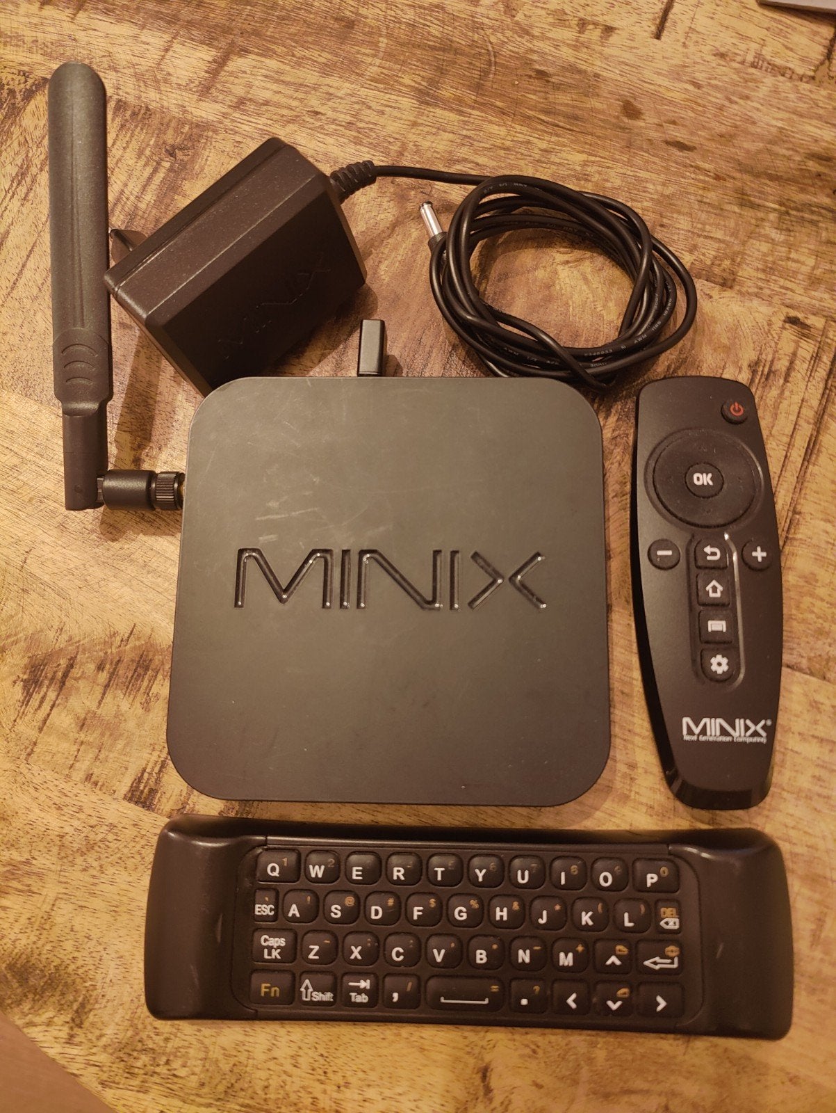 MINIX Android TV Box met afstandsbediening en toetsenbord, Ophalen of Verzenden, Gebruikt