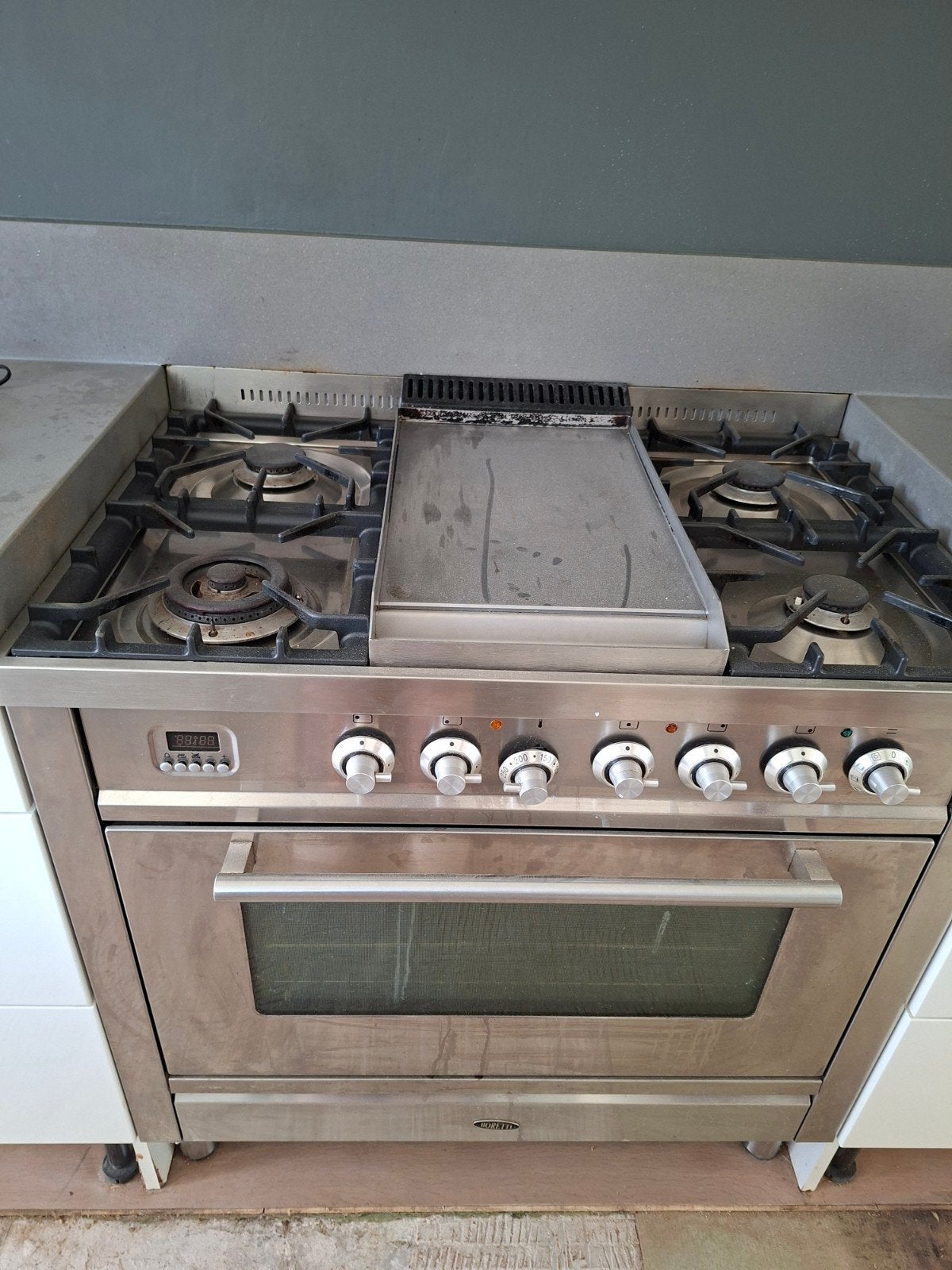 Boretti Oven en Gasfornuis - Gebruikt, knop los, Ophalen