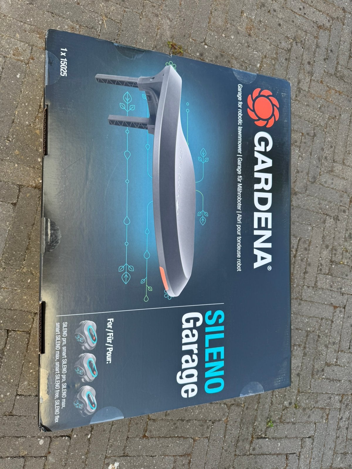 Nieuwe robotgrasmaaier garage, Ophalen of Verzenden, Nieuw