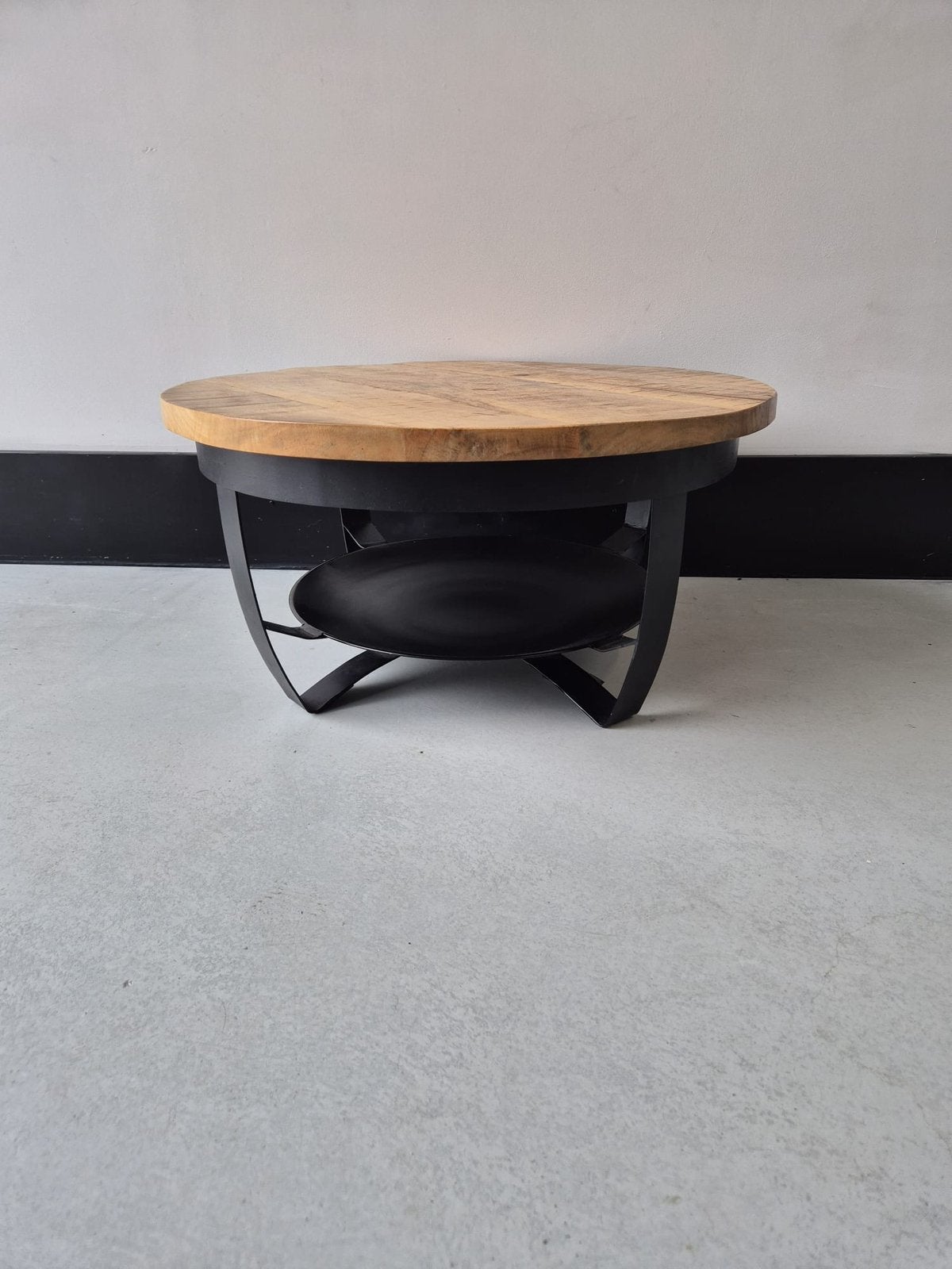 Ronde salontafel mangohout met zwart onderstel – Ø 70 cm, Ophalen, Zo goed als nieuw, Rond, 50 tot 100 cm