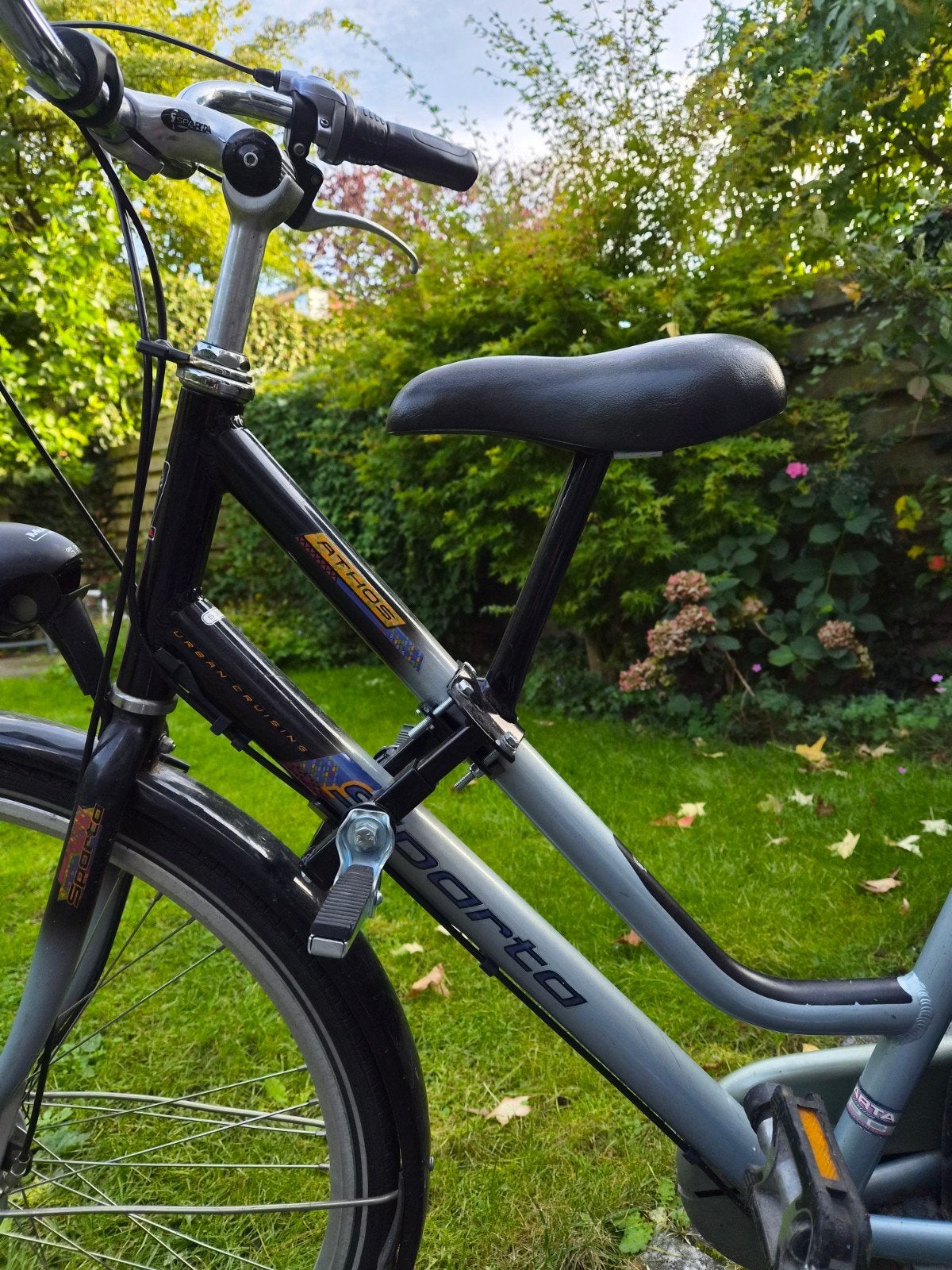 Zadel op stang model 3 kinderzitje, Fietsen en Brommers, Ophalen, Gebruikt, Overige merken