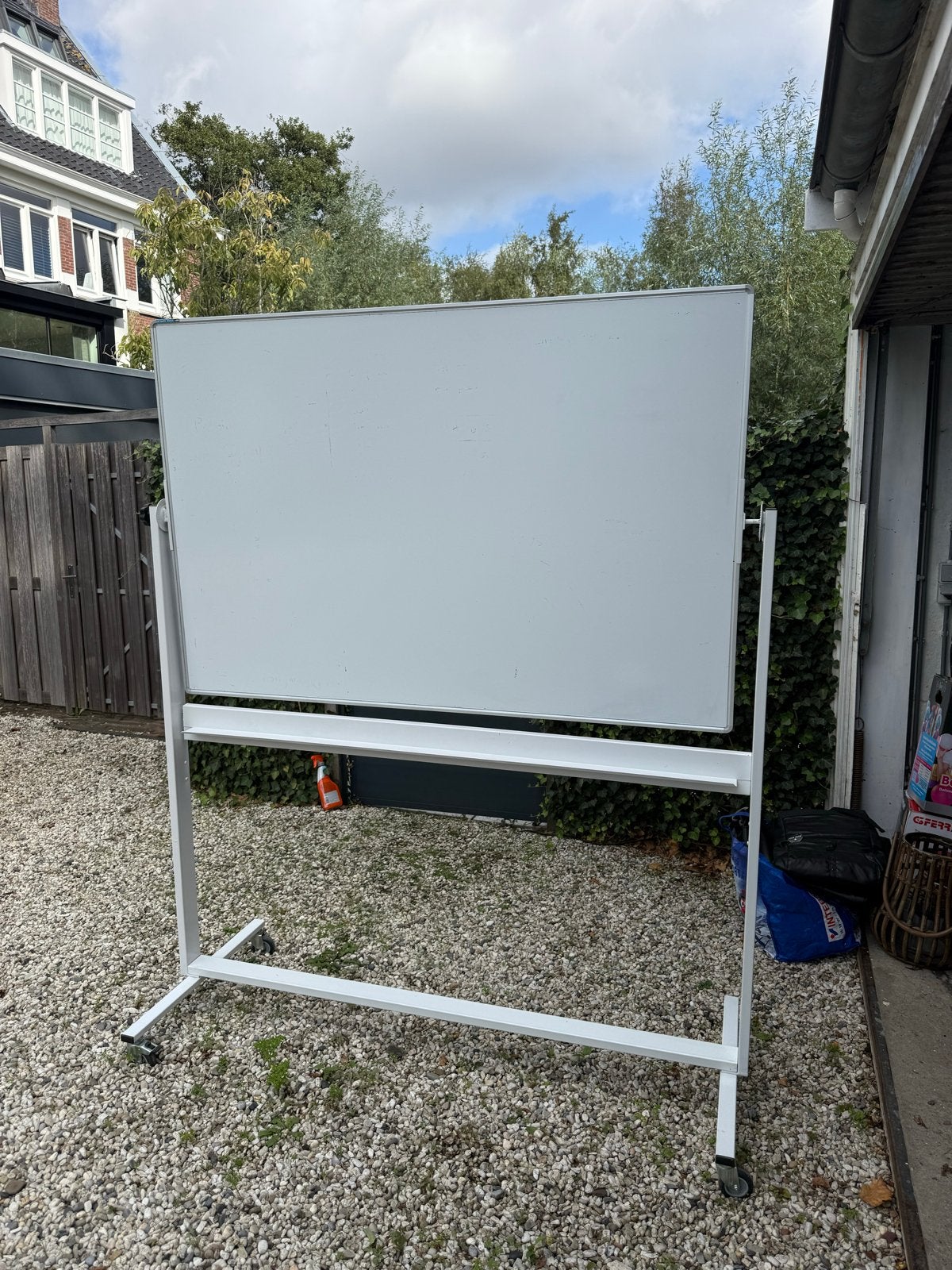 Whiteboard met frame, Diversen, Ophalen, Mobiel, Gebruikt, Whiteboard