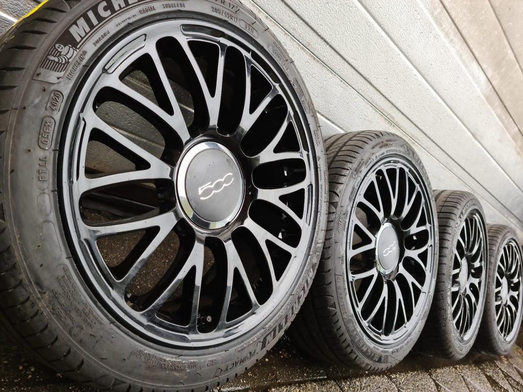 17 inch Fiat 500e Electric Abarth Doblo velgen zomerbanden, Auto-onderdelen, Banden en Velgen, Gebruikt, -, -, Banden en Velgen