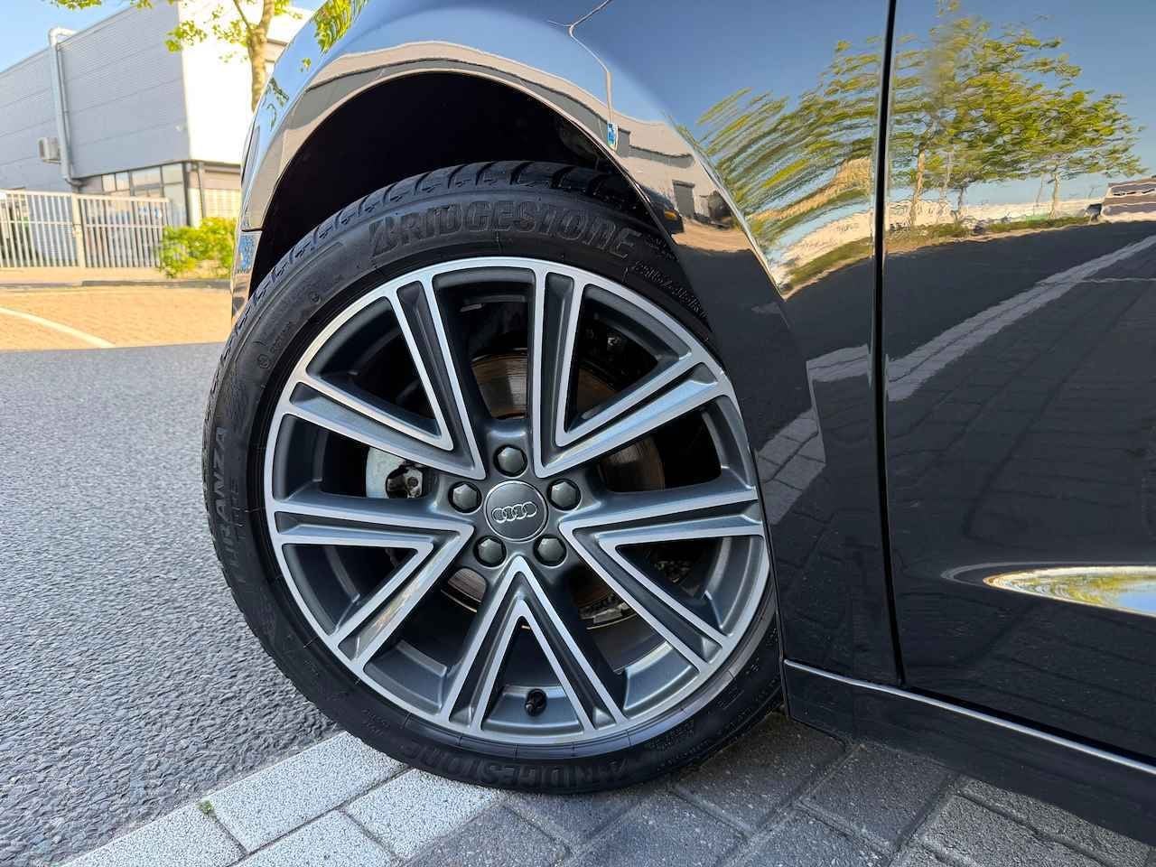 Audi A1 SPORTBACK 30 TFSI ECC/PDC V&A/LMV-17/Apple CarPlay, Auto's, Audi, 12 maanden, Stof, 116 pk, Zwart