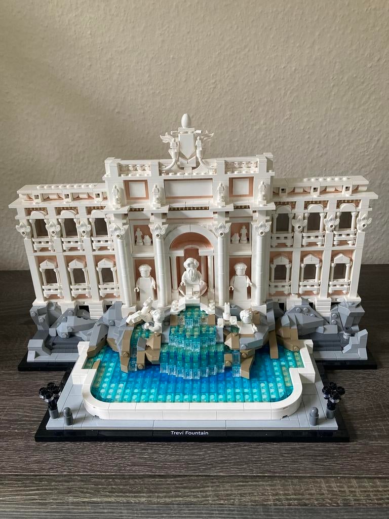 Te koop mooi lego set Trevi Fountain, Ophalen of Verzenden, Zo goed als nieuw