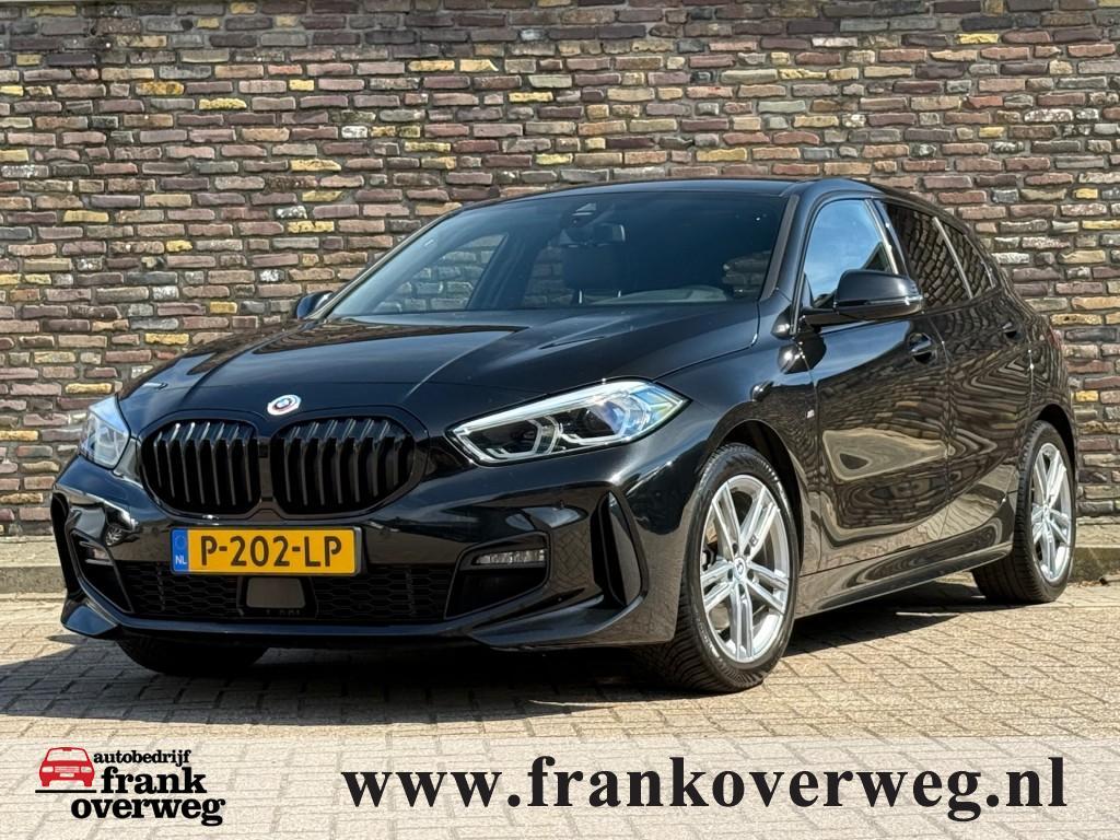 Bmw 1-SERIE 118I M-Sport Automaat Navi LED 50 Jahre Cruise, Auto's, 136 pk, Gebruikt, Zwart, Origineel Nederlands