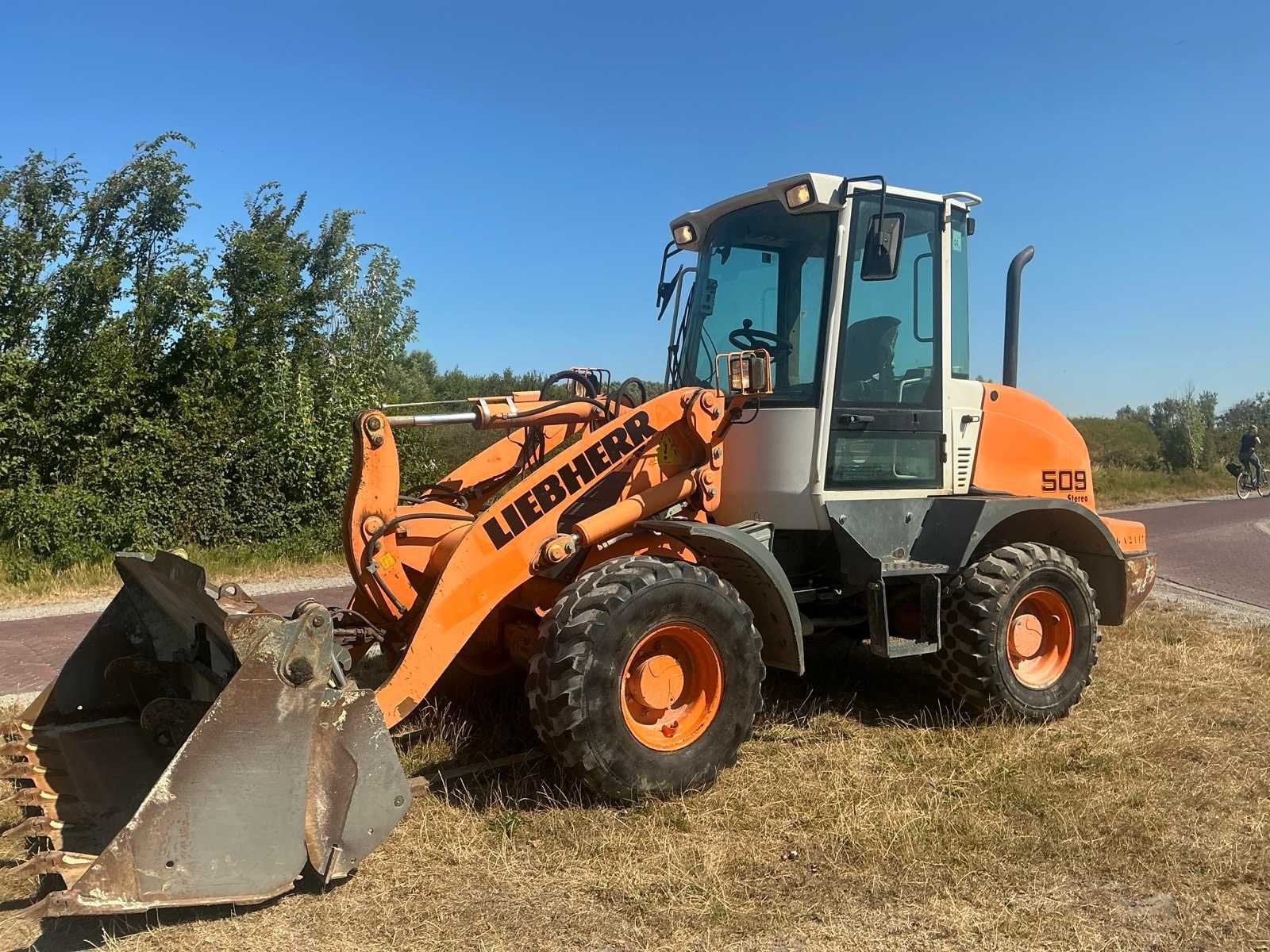 LIEBHERR L509 Shovel, Wiellader of Shovel