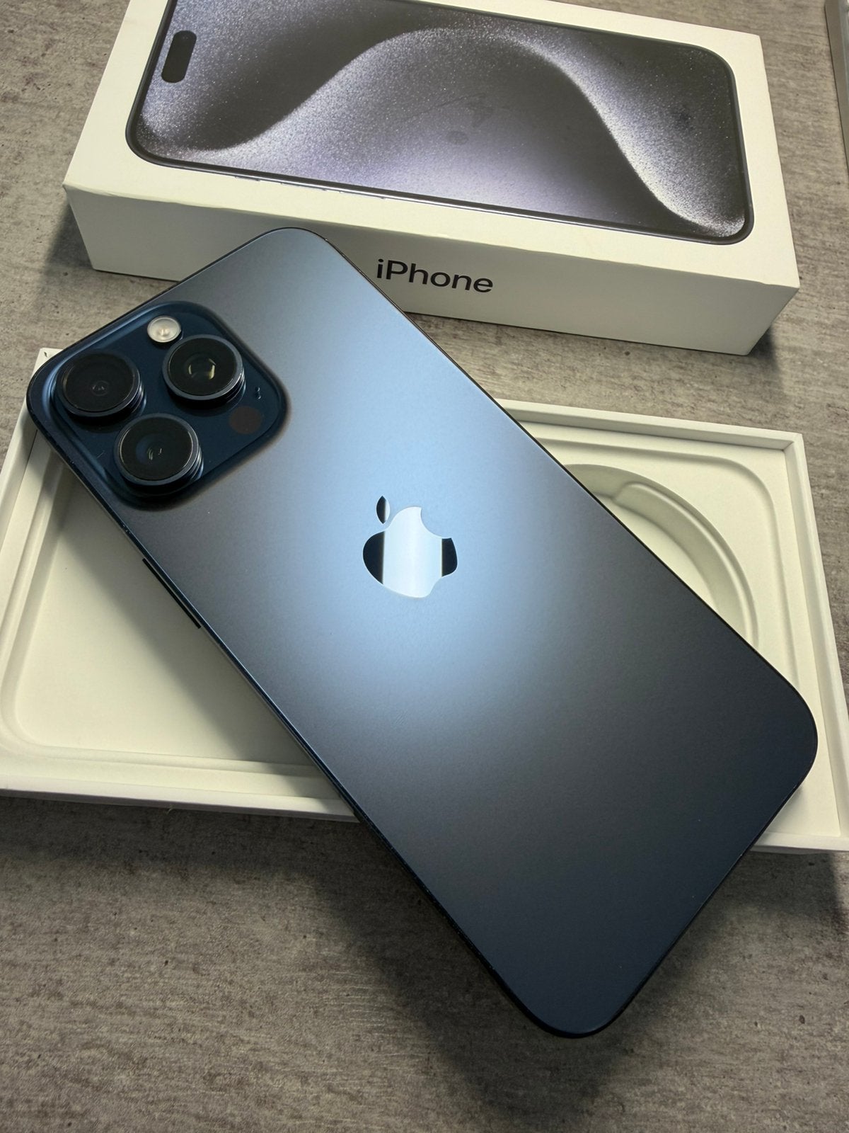  Apple iphone 15 Pro Max Deep Blue 512GB bat.87%, Telecommunicatie, Mobiele telefoons | Apple iPhone, 512 GB, Apple, Apple, Blauw