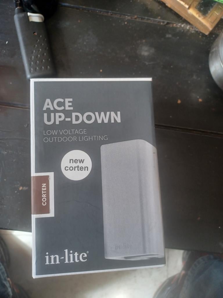 In-lite ACE UP-DOWN Buitenlamp - Nieuw in doos, Tuin en Terras, Buitenverlichting, Overige materialen, Minder dan 50 watt, Wandlamp