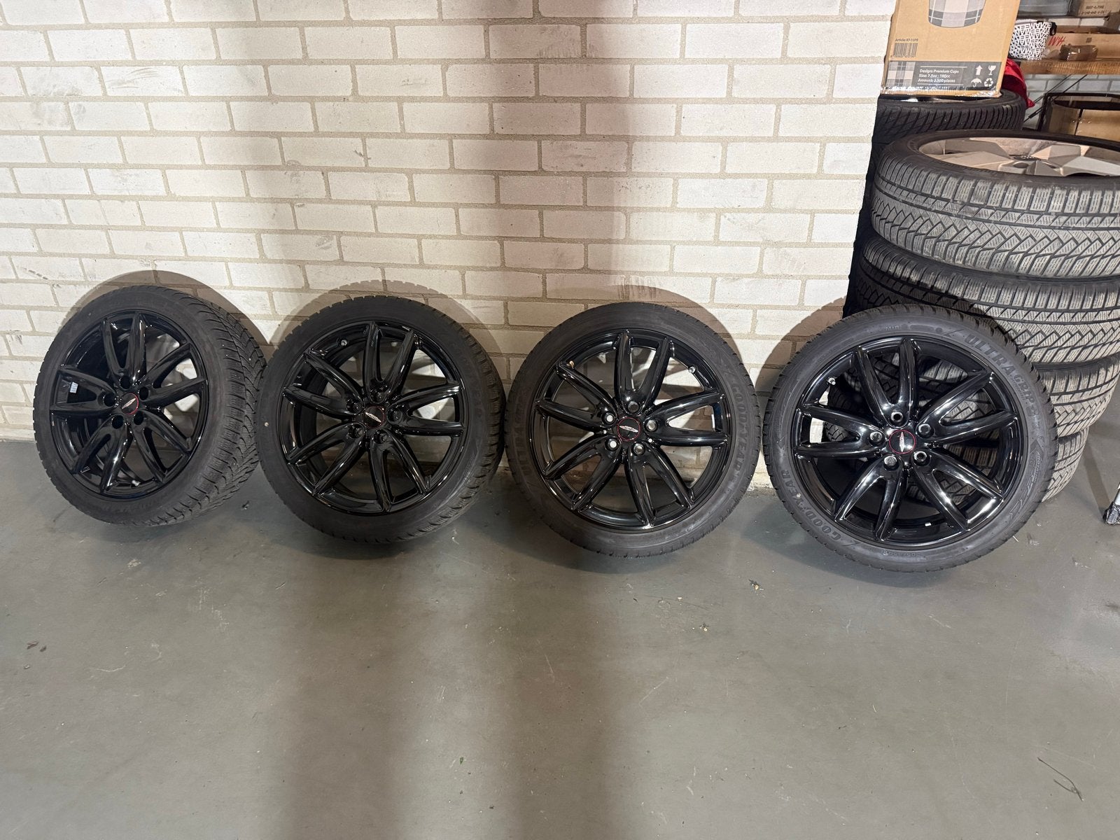 Mini John Cooper Works Clubman Winterset 18 Inch Velgen, Ophalen, 18 inch, Gebruikt, Banden en Velgen