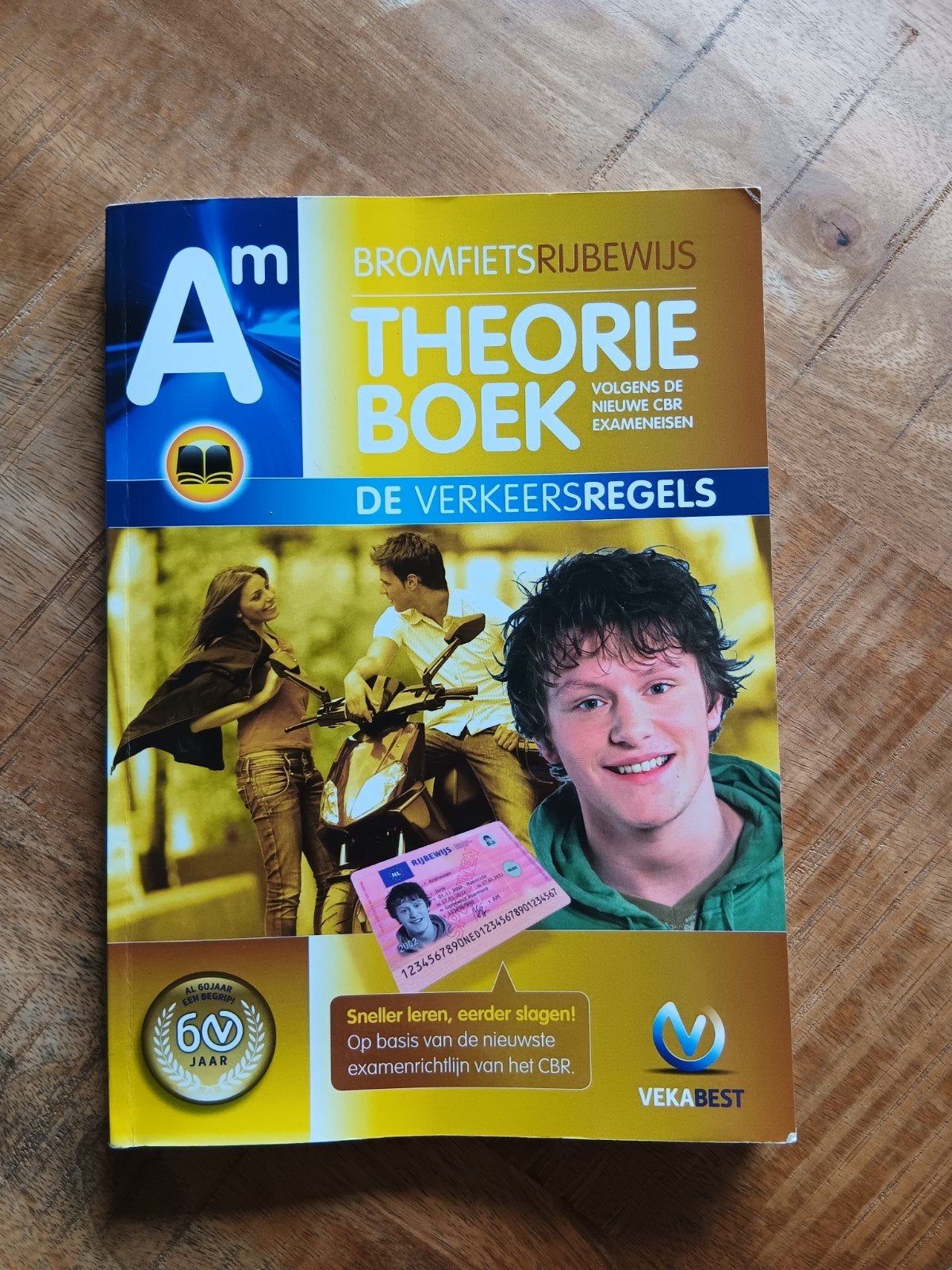 theorie boek bromfiets rijbewijs, Ophalen, Zo goed als nieuw, Algemeen