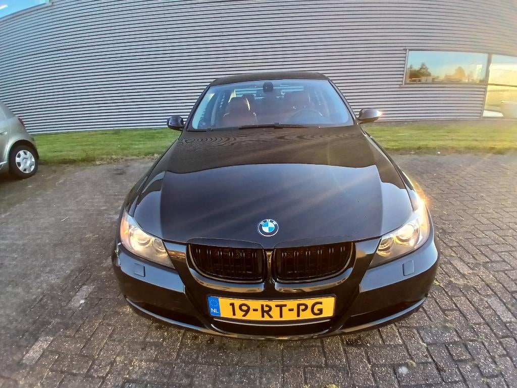 BMW 3-Serie 3.0 I 330 Automaat inruil mogelijk, Auto's, BMW, Automaat, 1440 kg, 258 pk, Overige kleuren