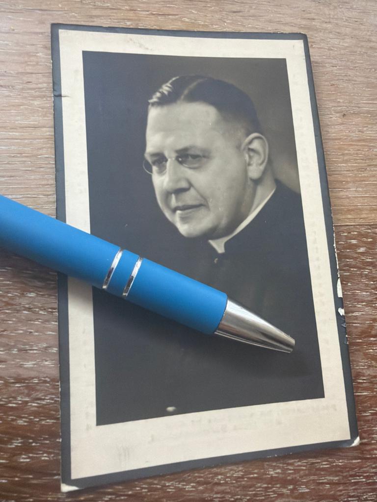 Custers Adrianus 1895 Roermond 1952 Maastricht  priester, Ophalen of Verzenden, Bidprentje