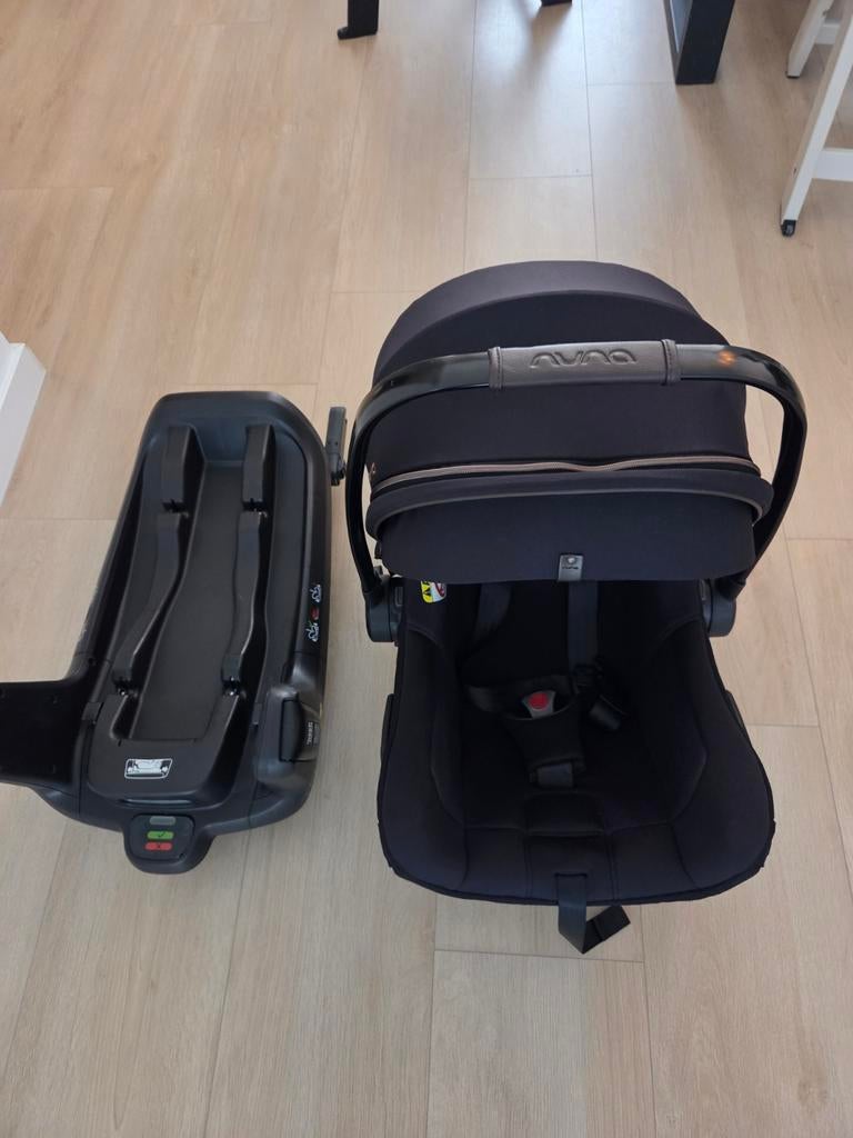 Nuna Pipa Next autostoel met Isofix base, Zo goed als nieuw, Isofix, 0 t/m 13 kg, Ophalen