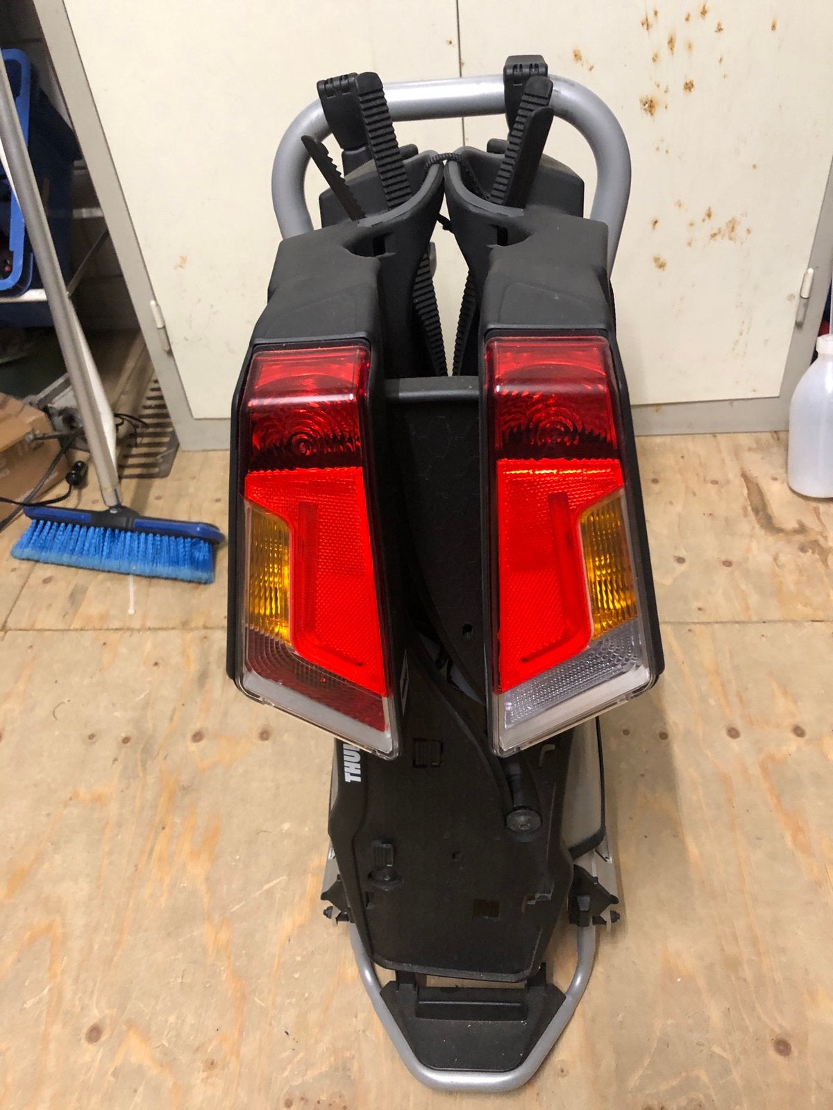 Thule easyfold fietsendrager elektrische fietsen, Auto diversen, Fietsendragers, Zo goed als nieuw, Trekhaakdrager, 2 fietsen